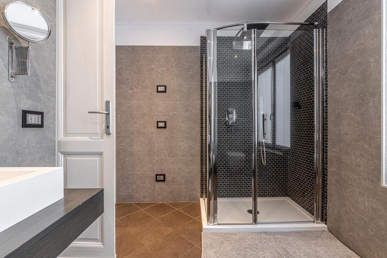 Exclusive-lakeview Bella Vista Orta G&g Apartment *